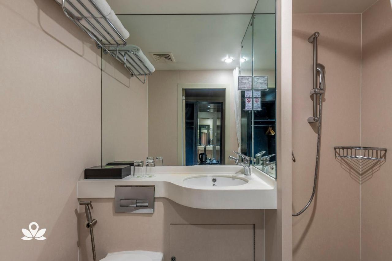 Zen Premium Magallanes Makati Makati City Екстериор снимка
